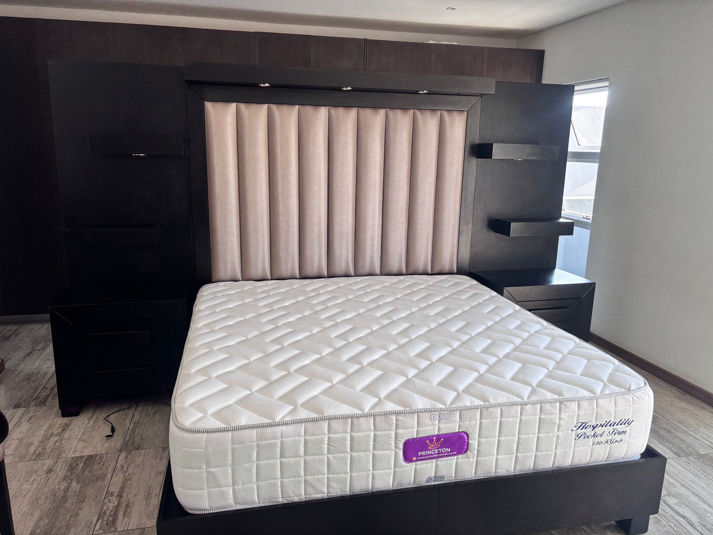 20 Year Hospitality Pocket Firm